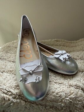 *HOST PICK* Sam Edelman Silver Flora Ballet Flat *NEW*